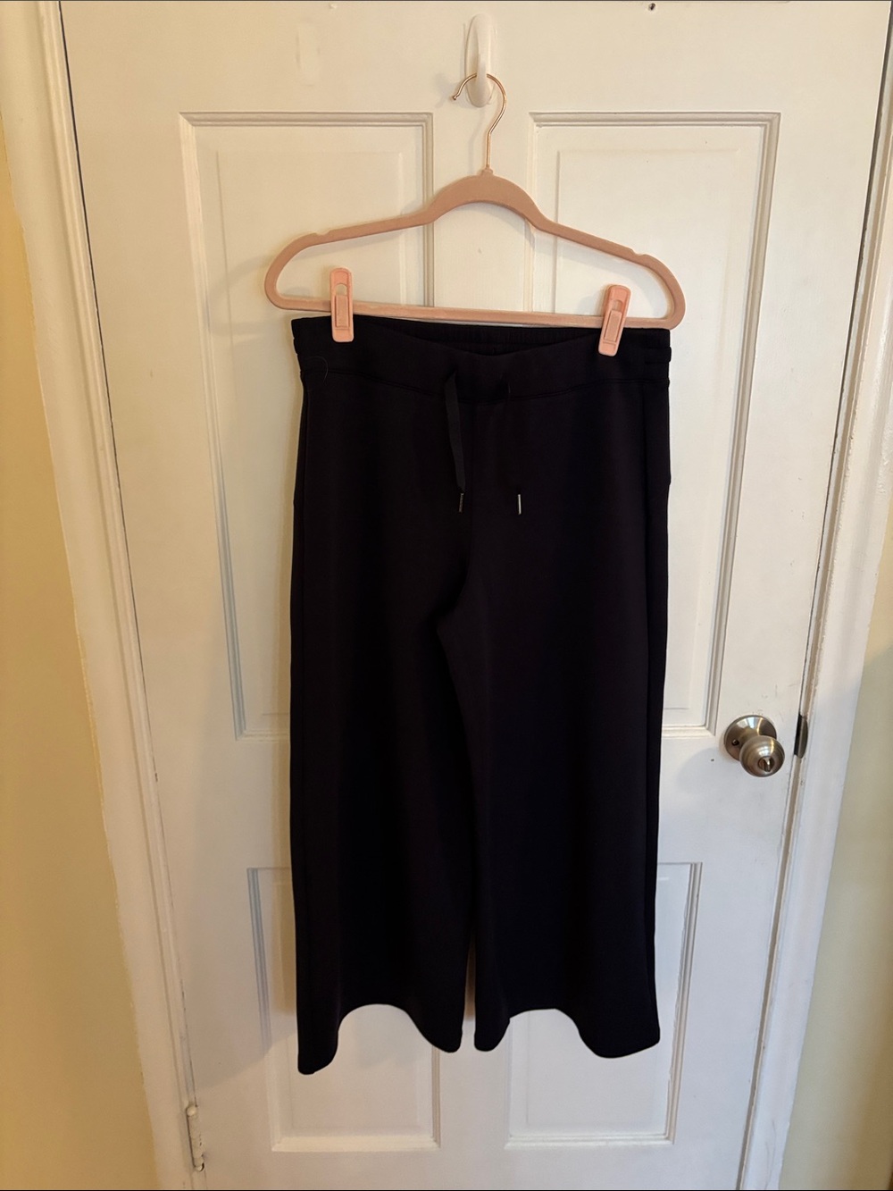Spanx AirEssentials wide-leg pants in Navy Size Large